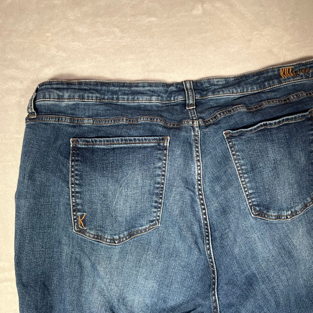 Kut from the Kloth Katy Boyfriend Jeans Plus Size 22W Medium Wash Blue Denim - Picture 8 of 12